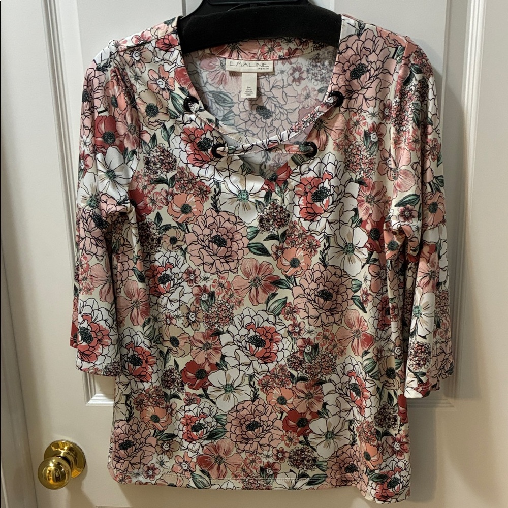 Floral Women's Top - Pink and White